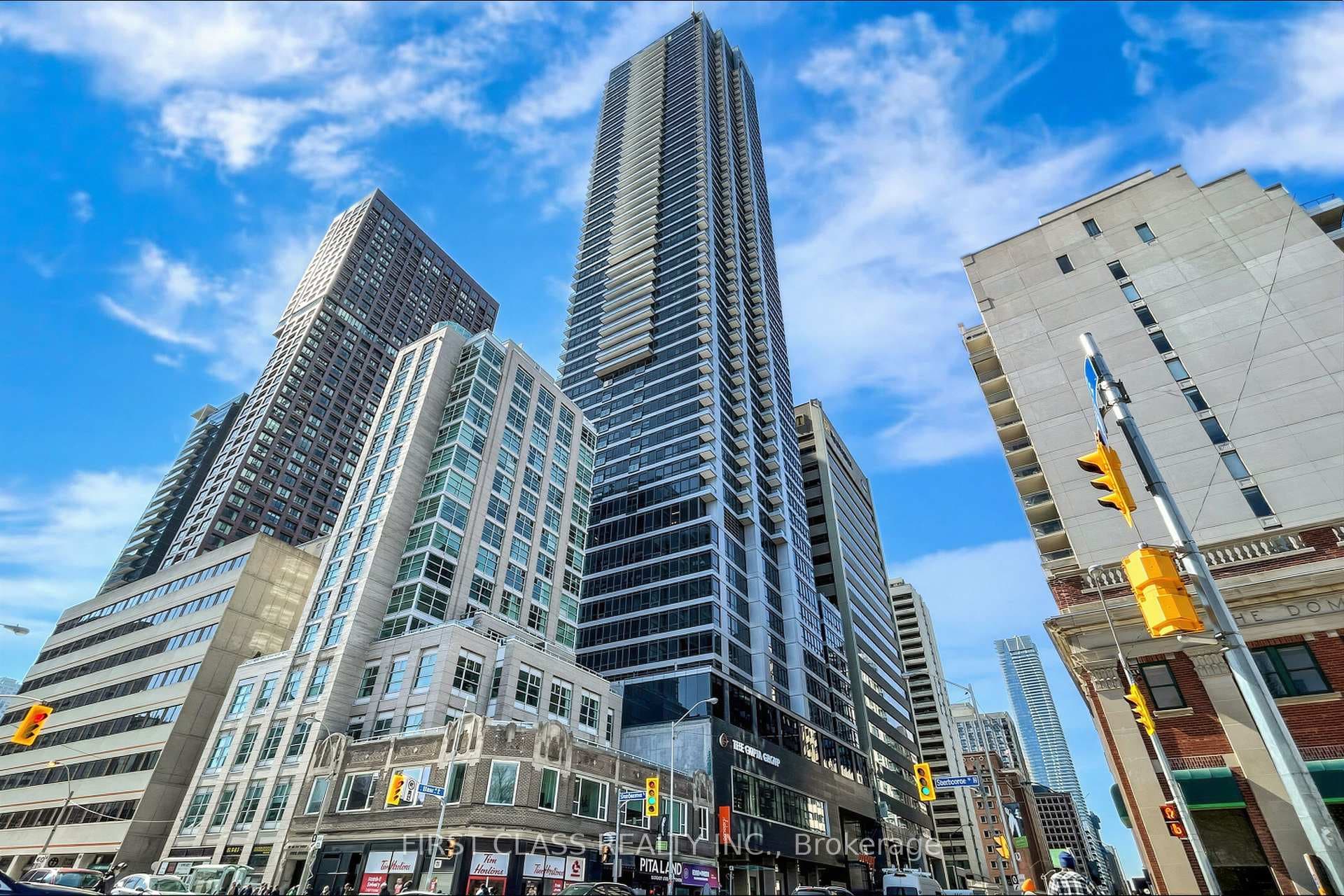 395 Bloor Street Unit 4203 photo 1