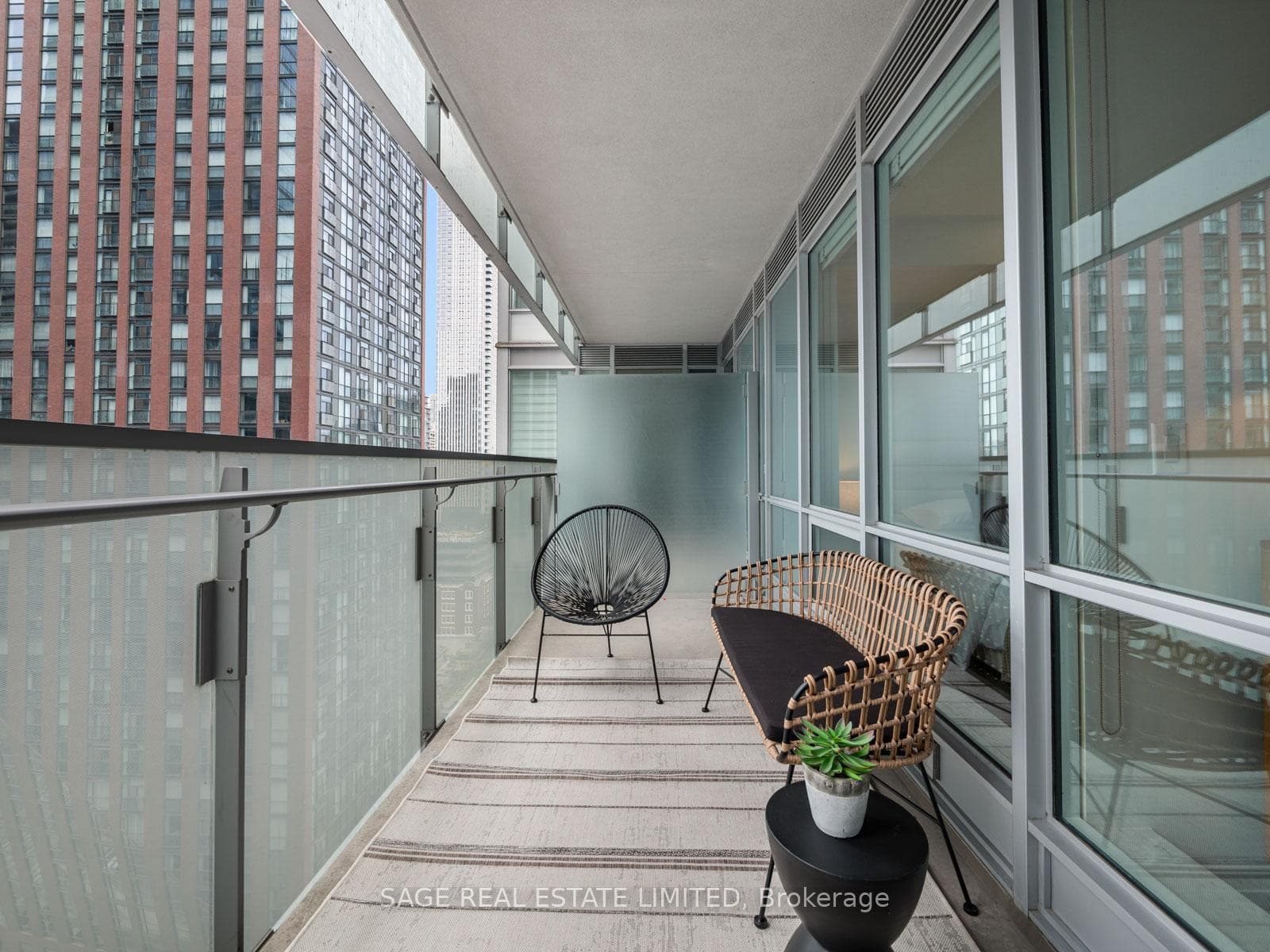 80 John Street Unit 2107 photo 16