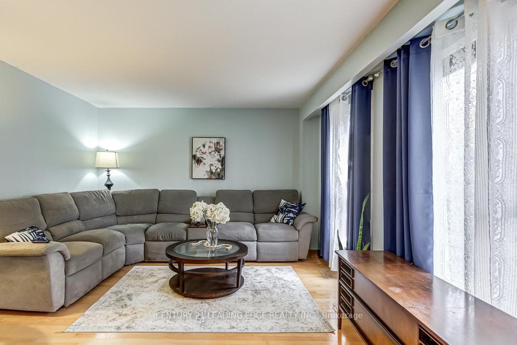 113 BURROWS HALL Boulevard photo 8