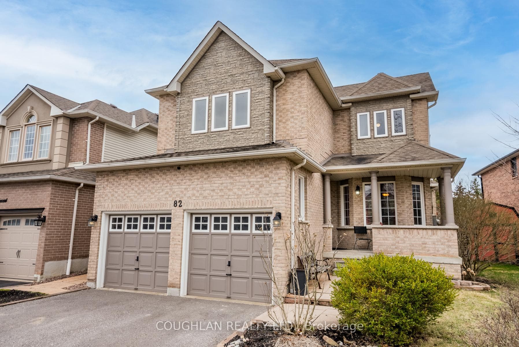 82 Bedell Crescent photo 3