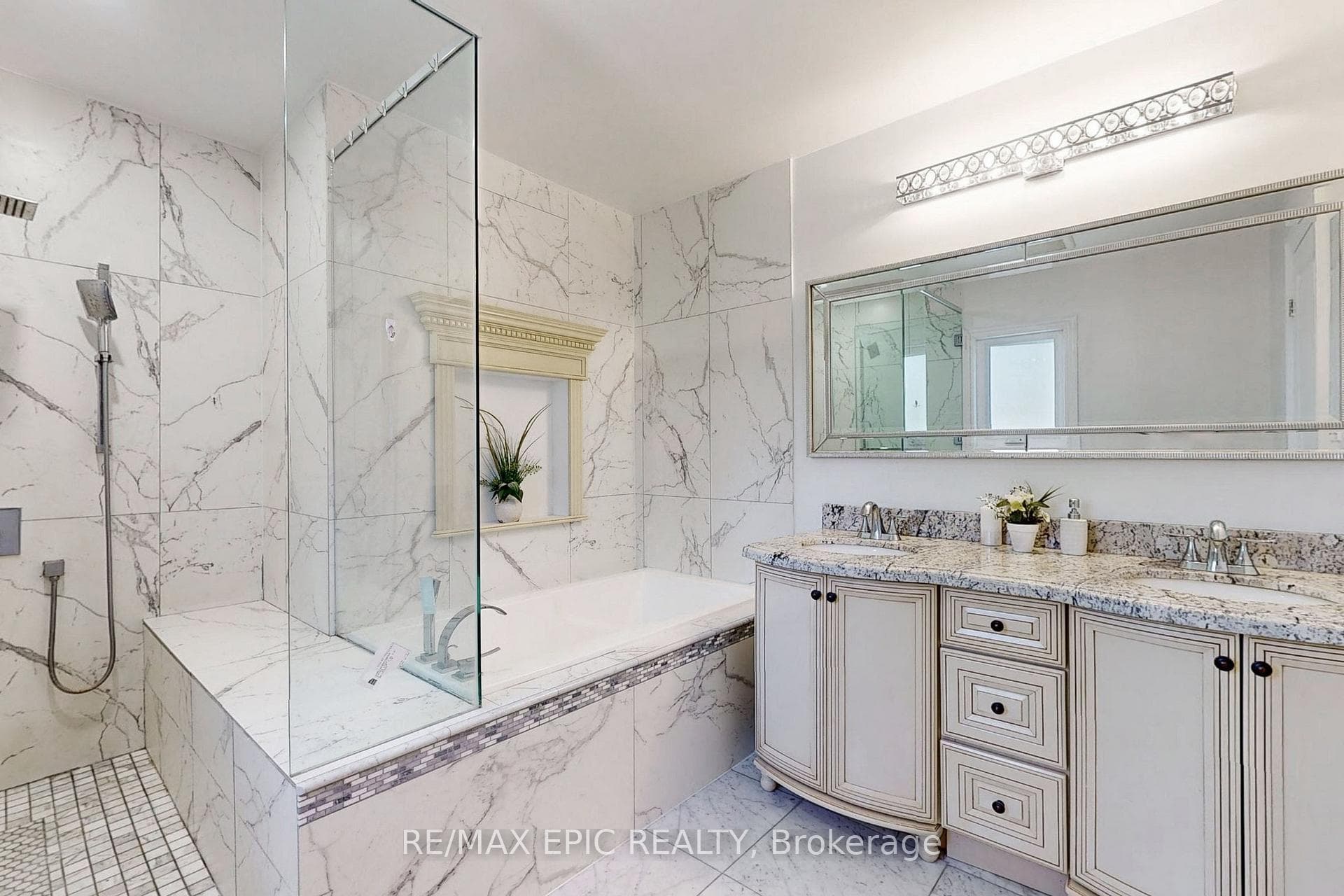 91 Briarwood Road photo 23