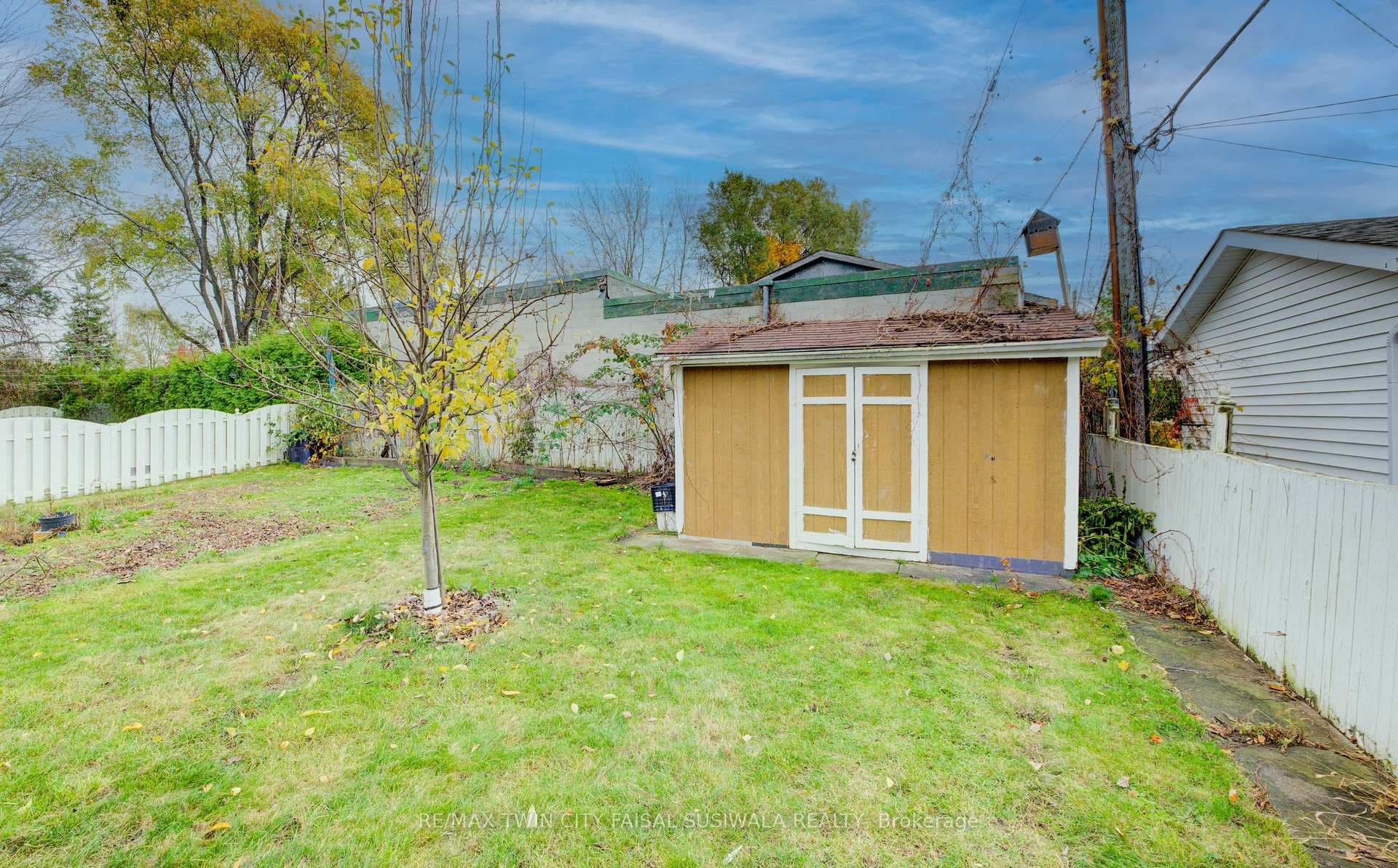 7 Rouse Avenue photo 8