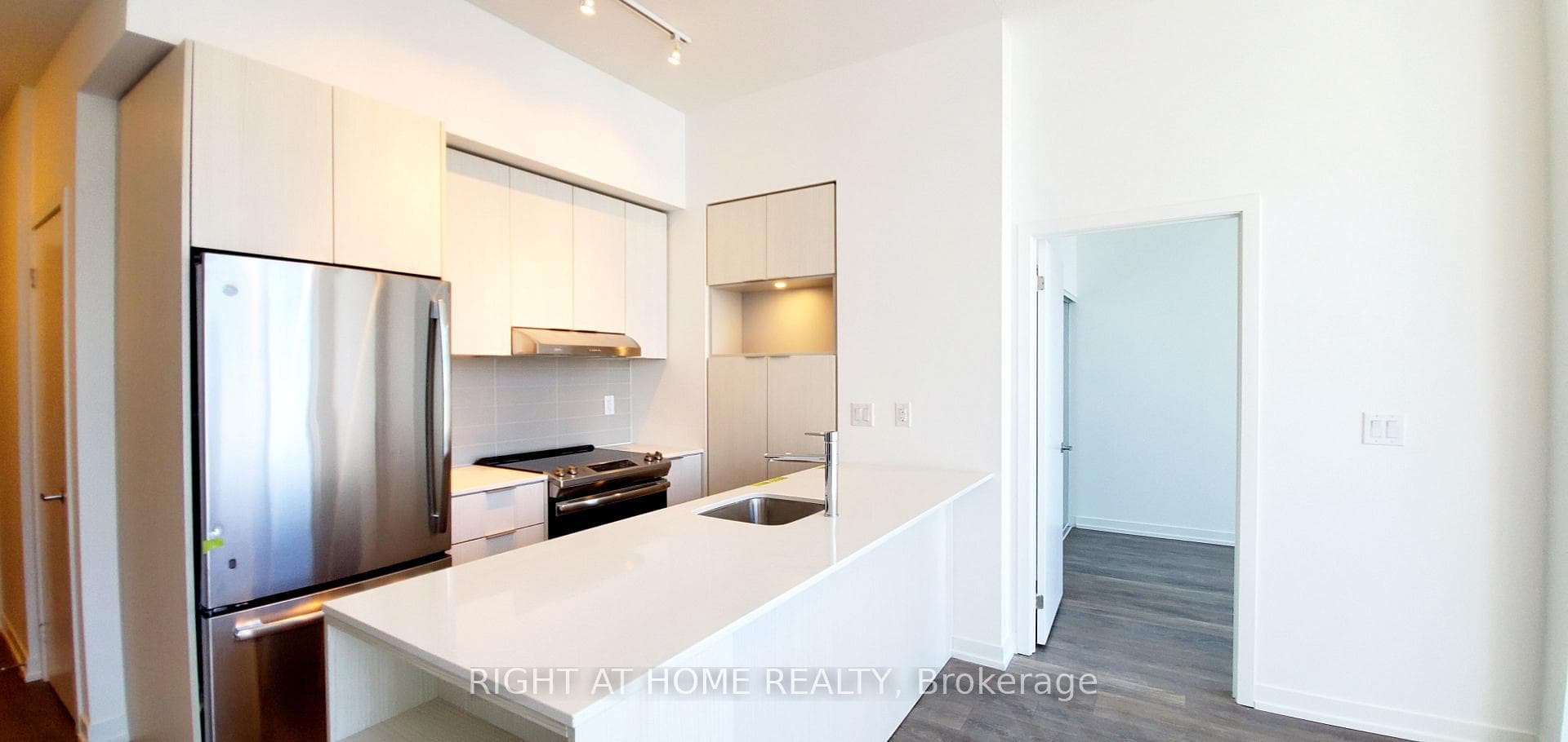 2520 Eglinton Avenue Unit 1901 photo 40