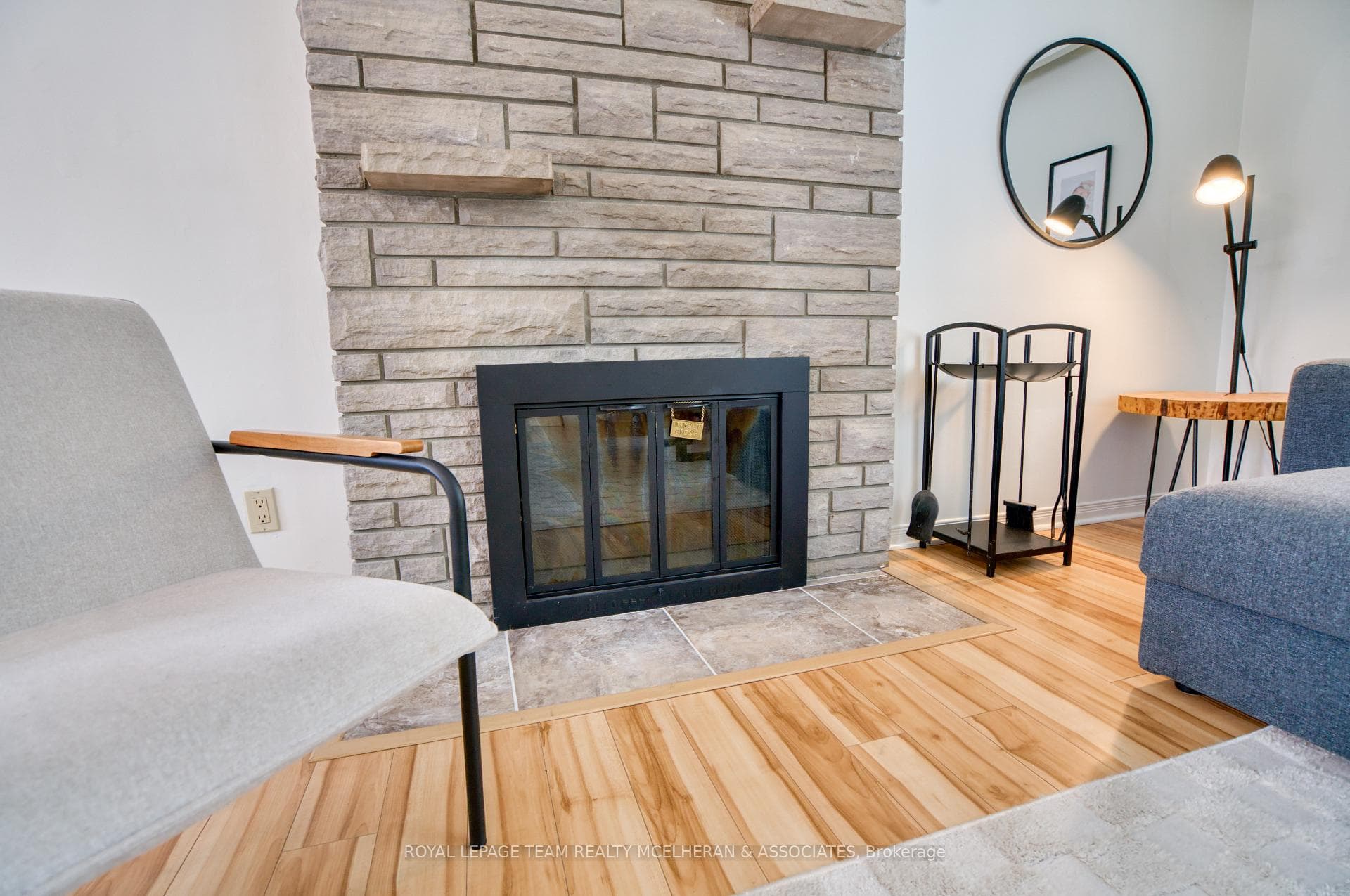 2550 Iris Street photo 13