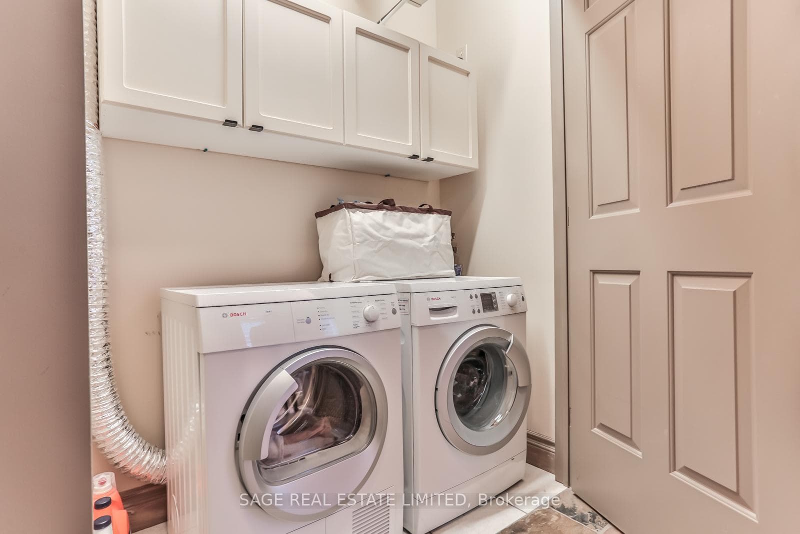 8 Sultan Street Unit 501 photo 21