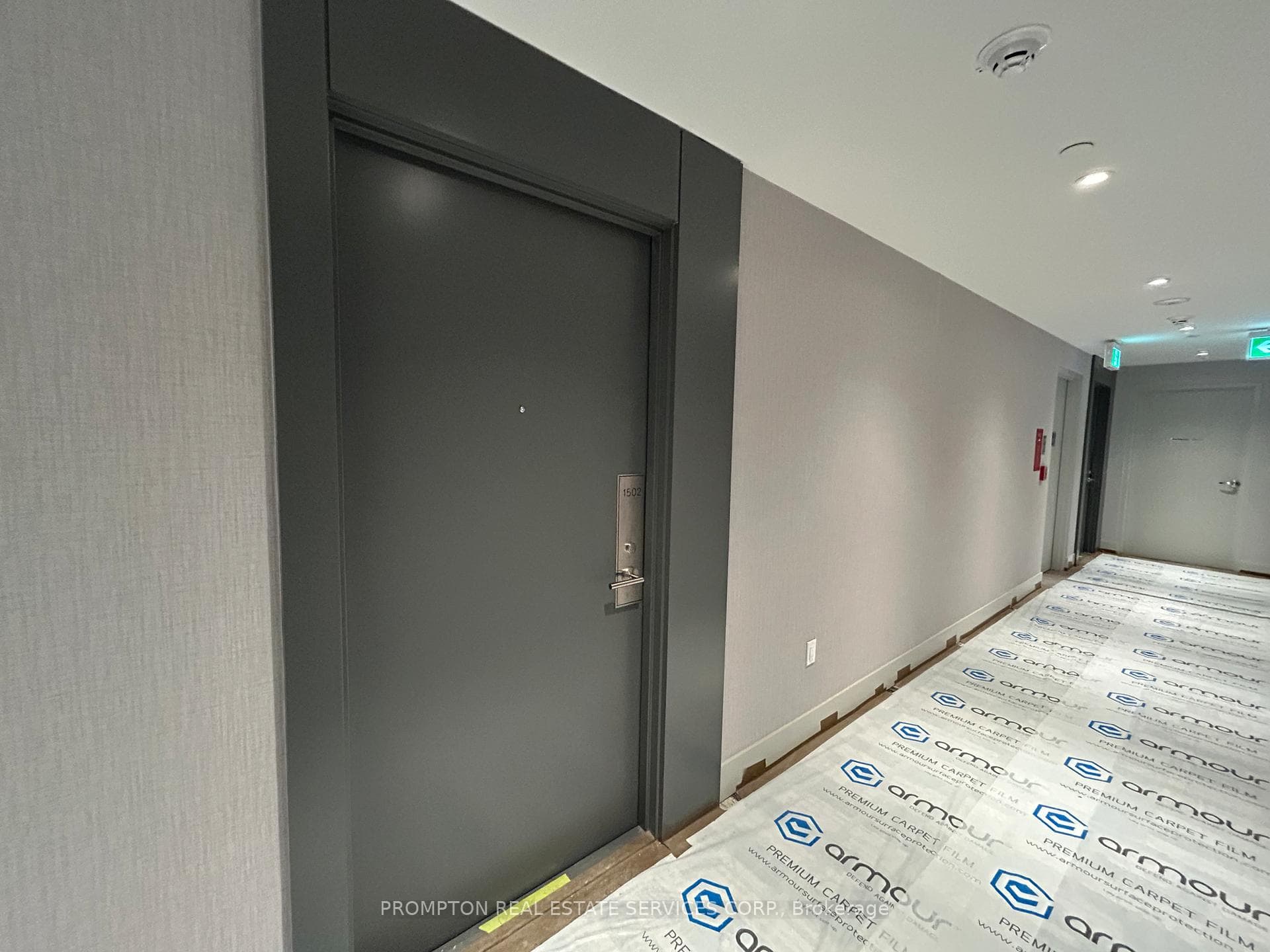 5858 Yonge Street Unit 1502 photo 3