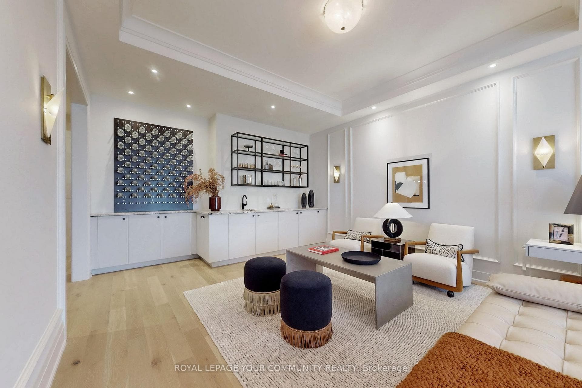 9 Orbit Avenue photo 5