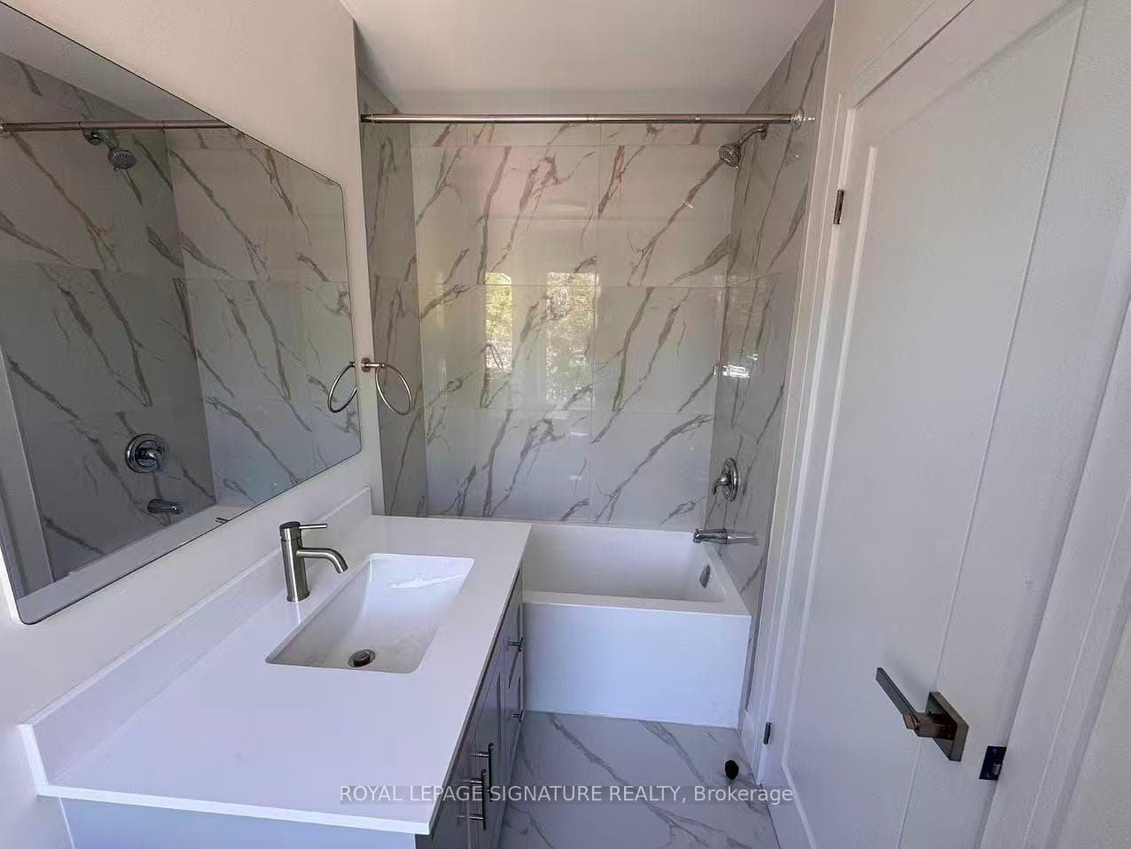 53 Bishop Avenue Unit 3 photo 3