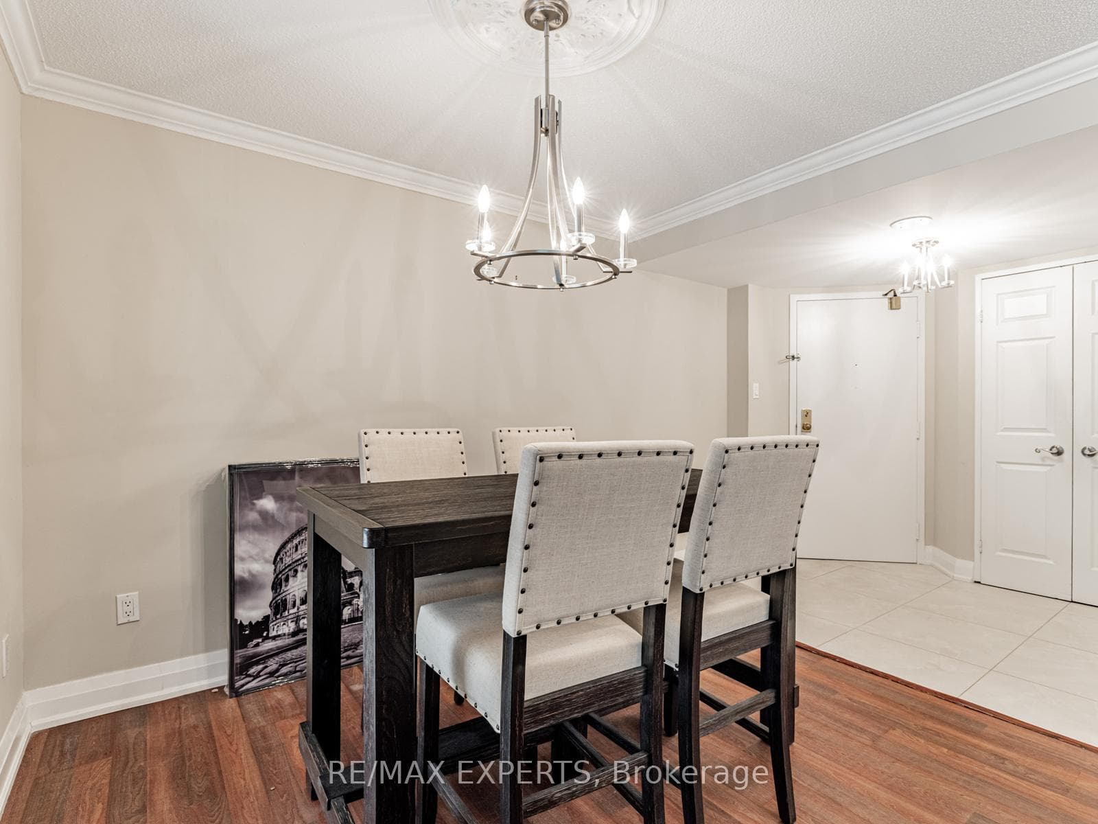 100 Arbors Lane Unit 215 photo 4