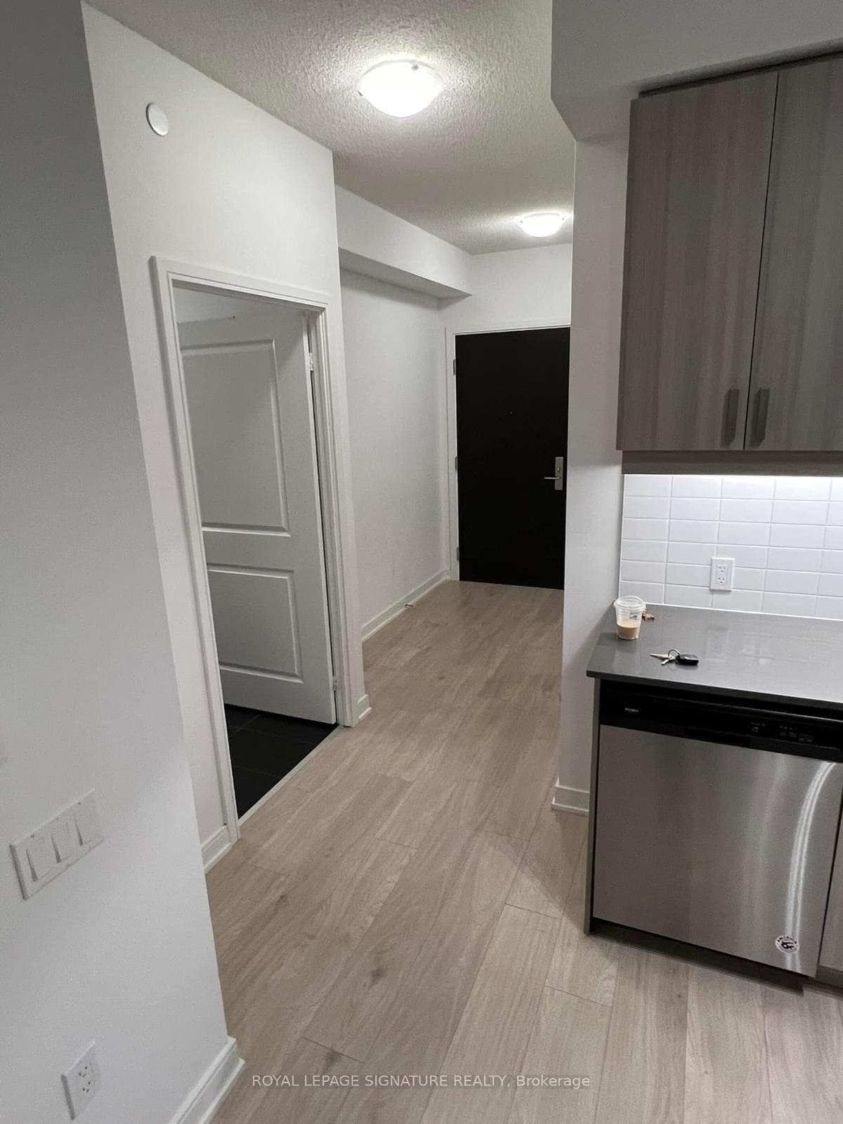 8 Nahani Way Unit 1002 photo 4