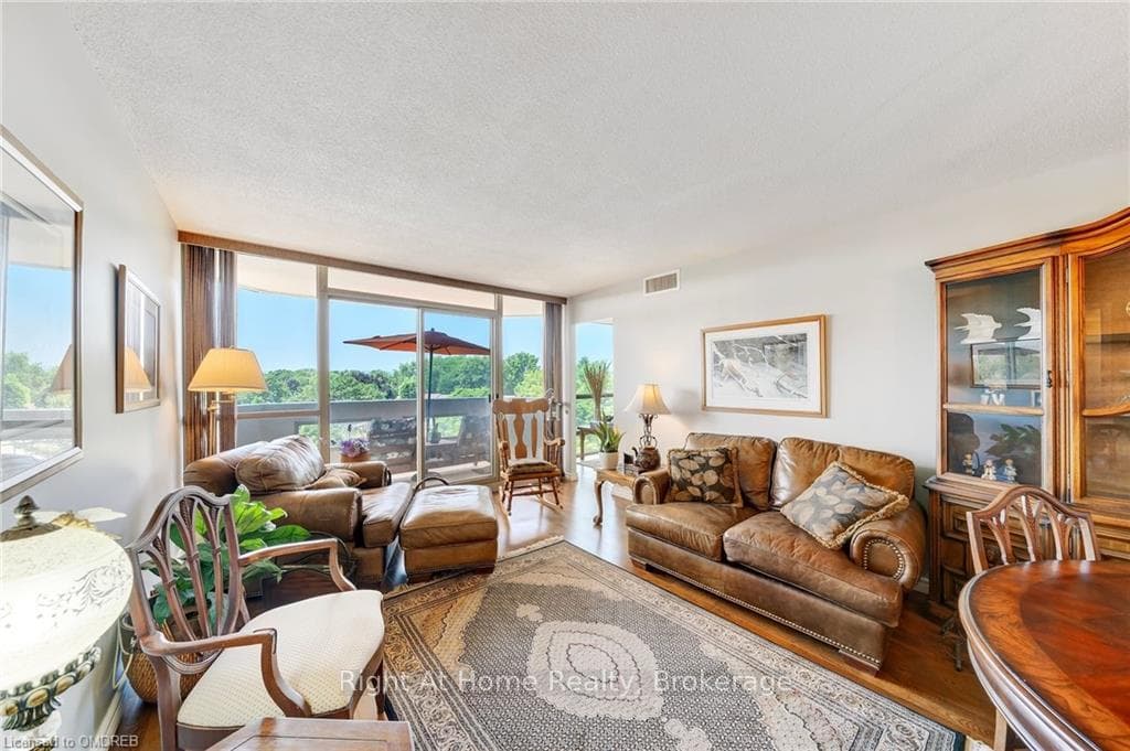 5090 PINEDALE Avenue Unit 509 photo 9