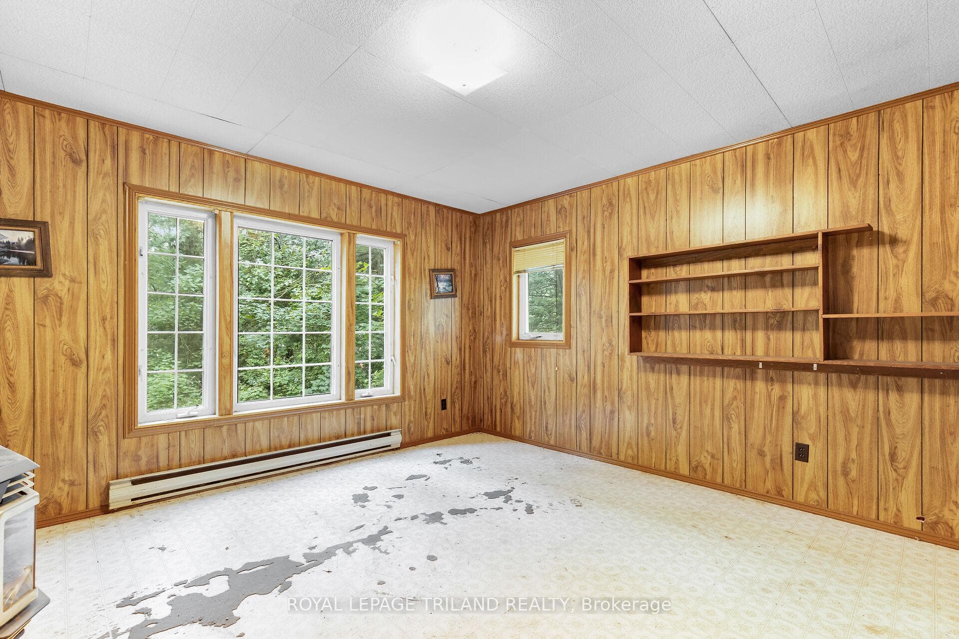 7693 Riverside Drive photo 9