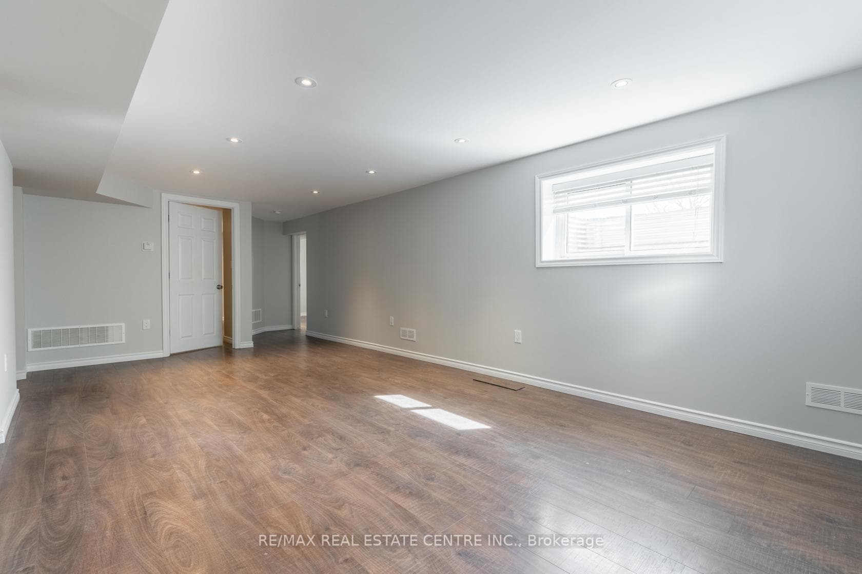 2 Bellingham Drive Unit 2 photo 12