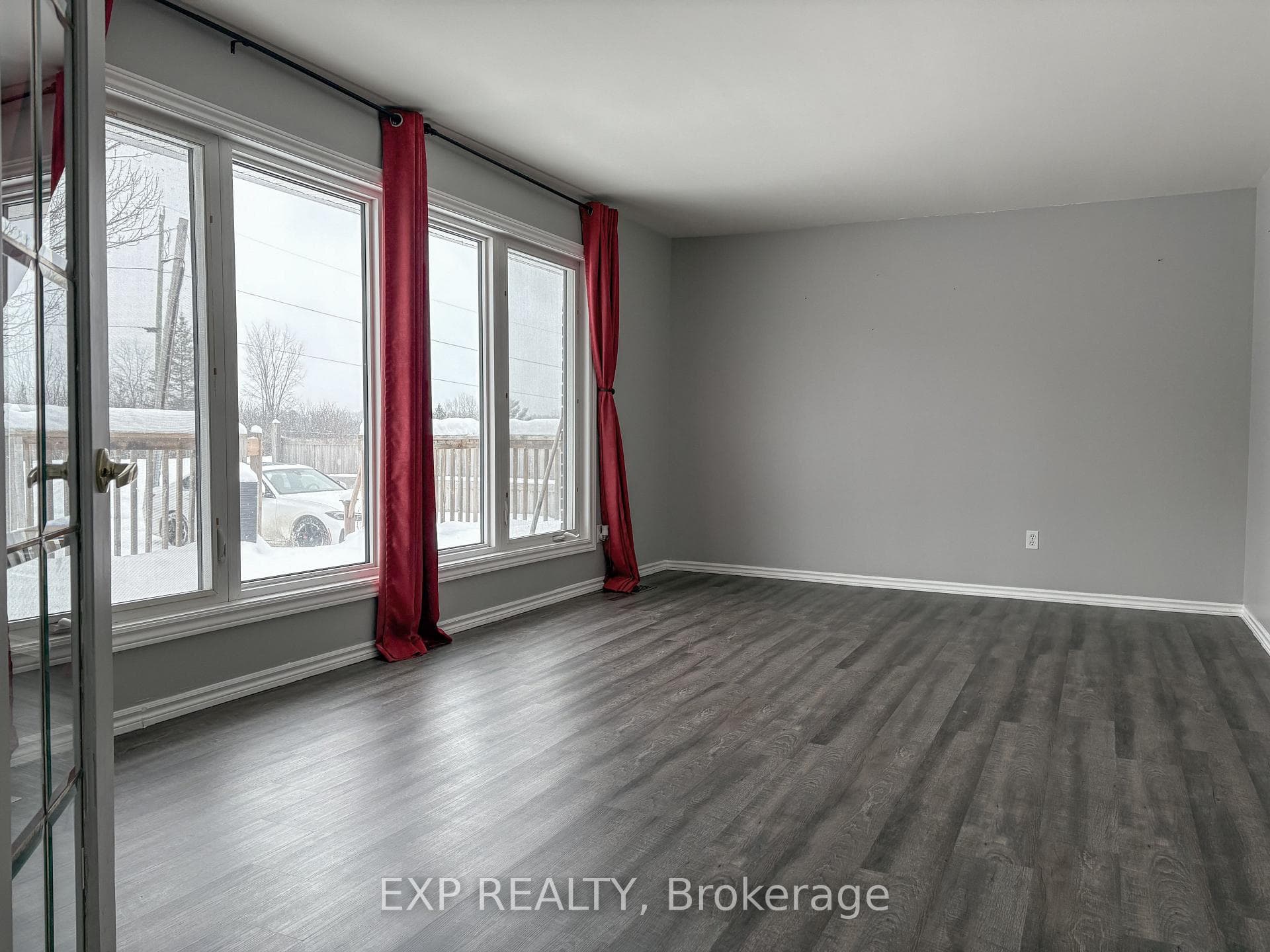 Floor to ceiling windows