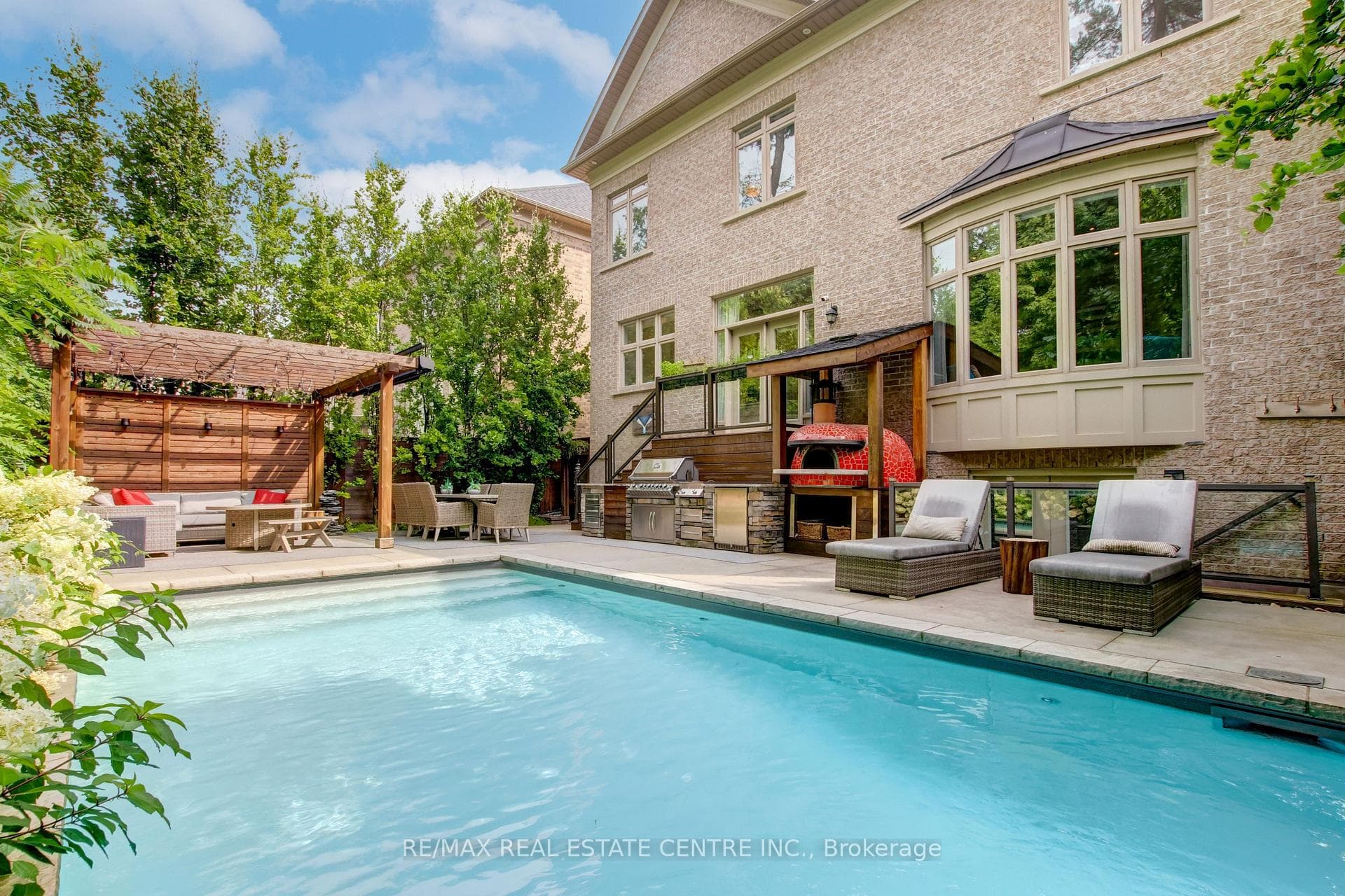 112 Headwind Boulevard photo 37