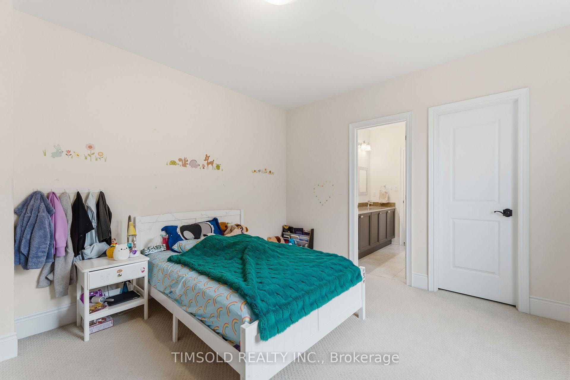 281 Angus Glen Boulevard photo 36