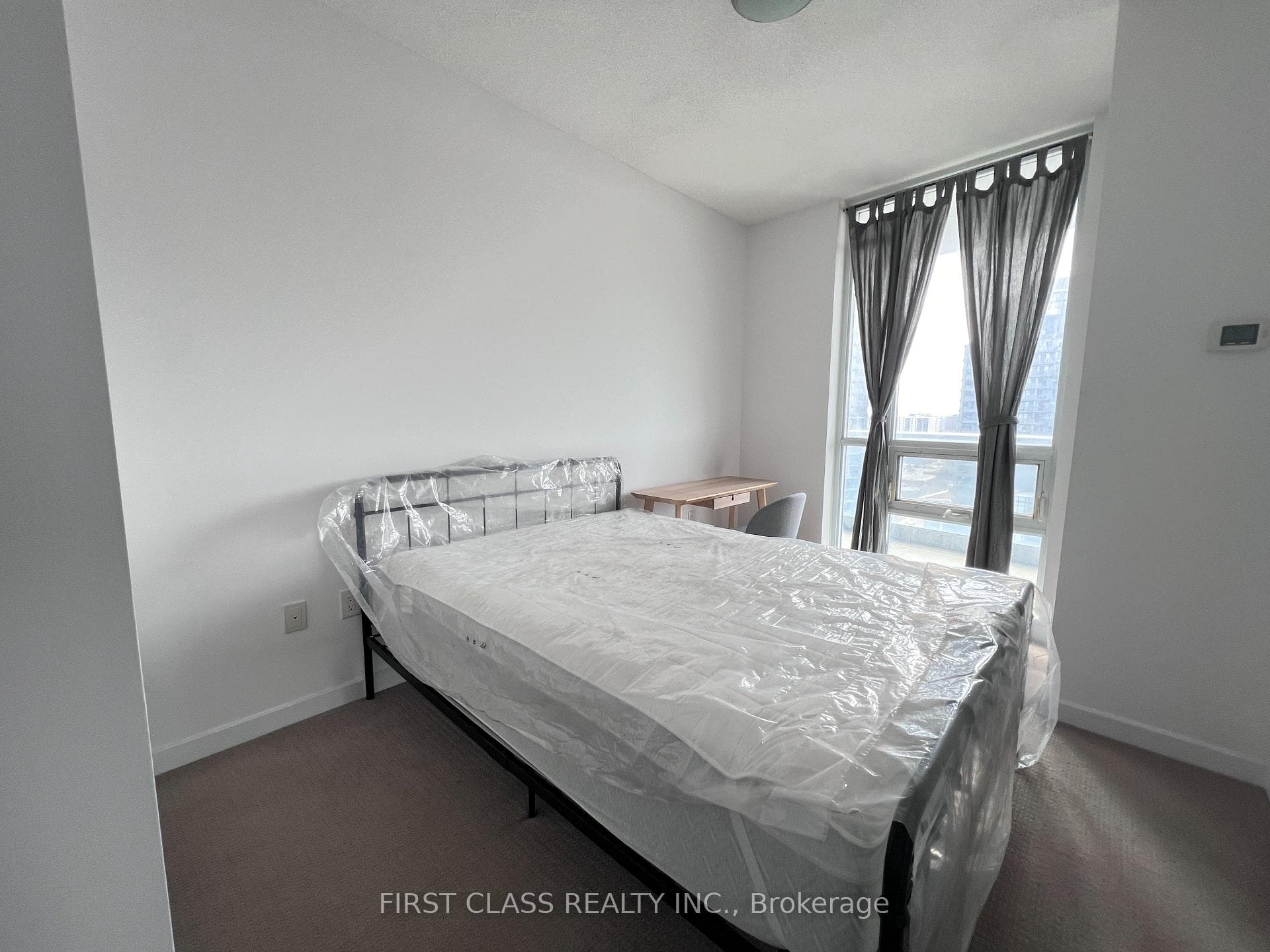 66 Forest Manor Road Unit 1712 photo 9