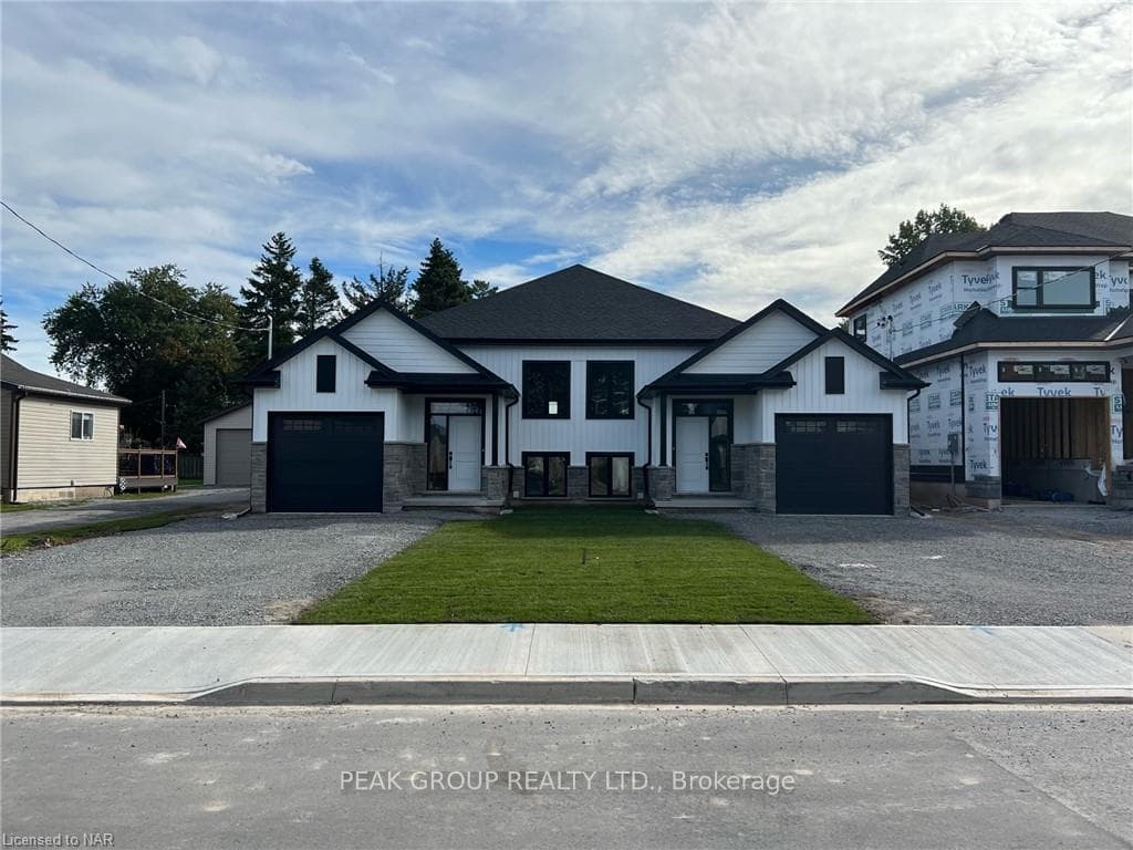 4598 Lee Avenue photo 2