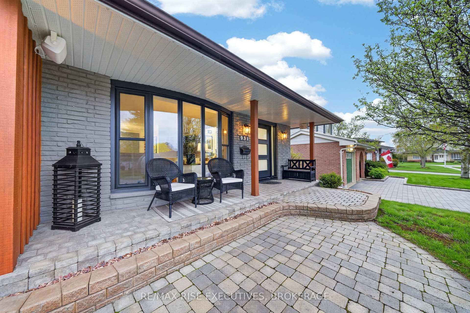 931 Lincoln Drive photo 3