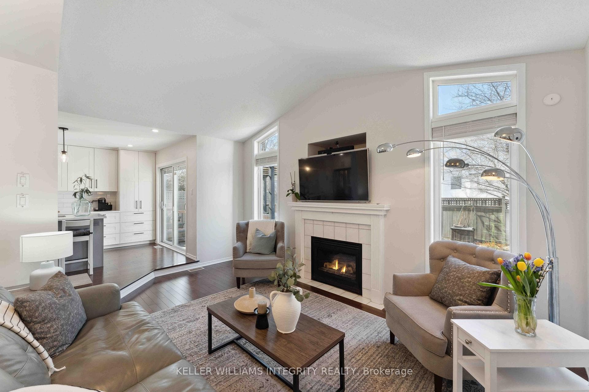 43 Steggall Crescent photo 5