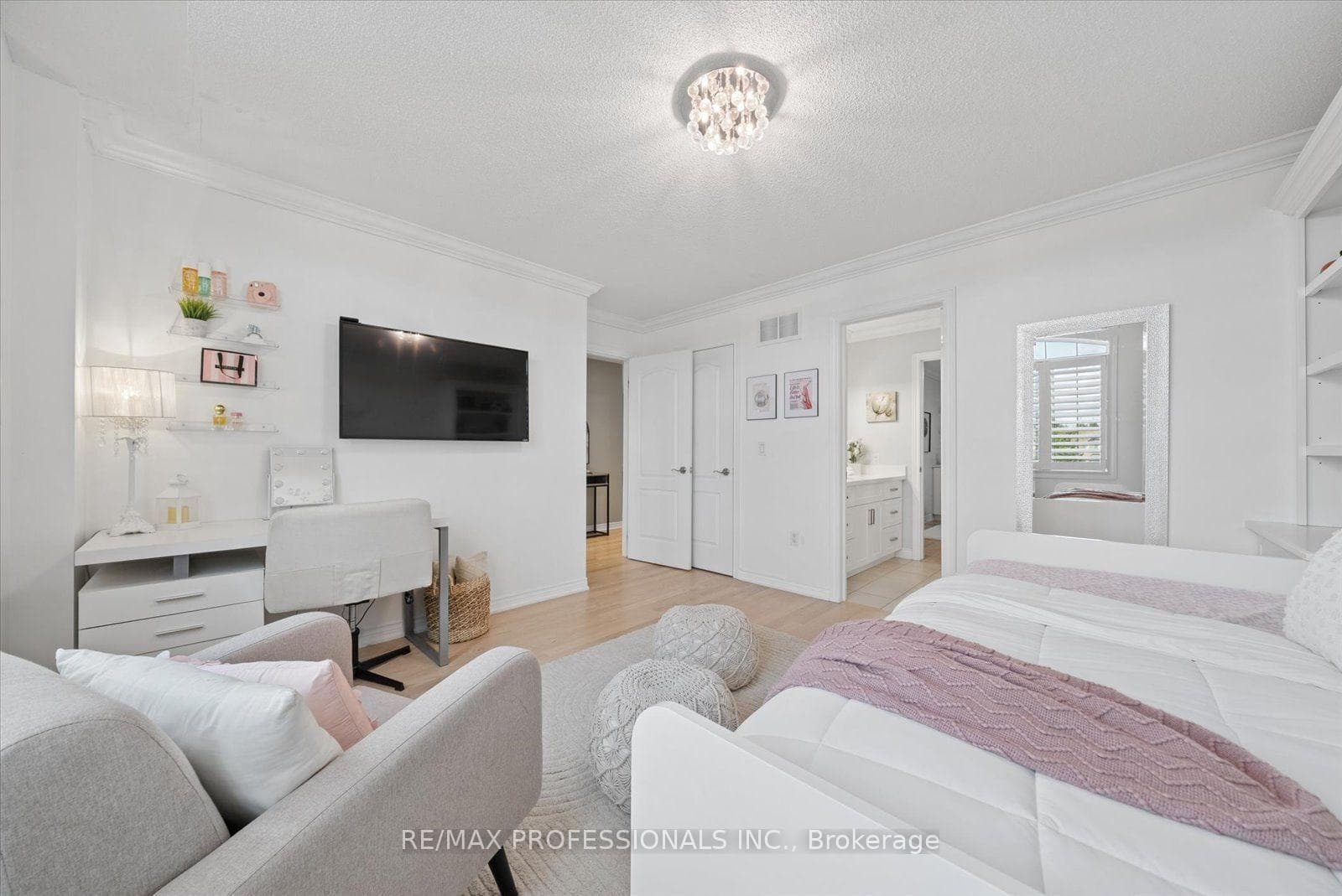 28 Roma Drive photo 26