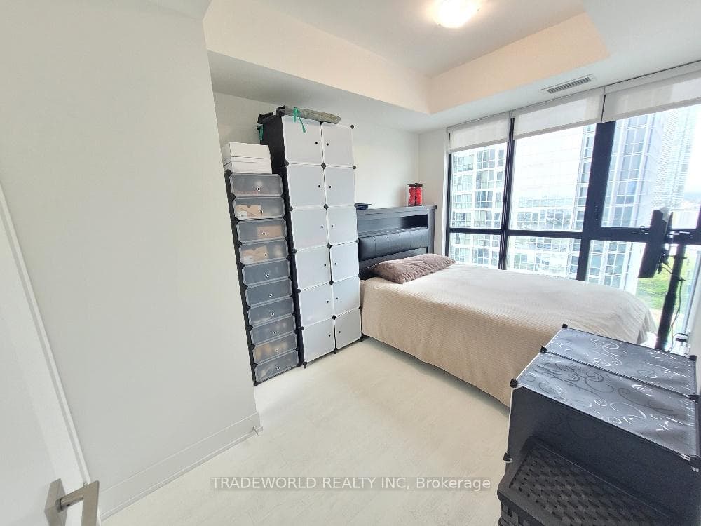 2908 Highway 7 Road Unit 1804 photo 14