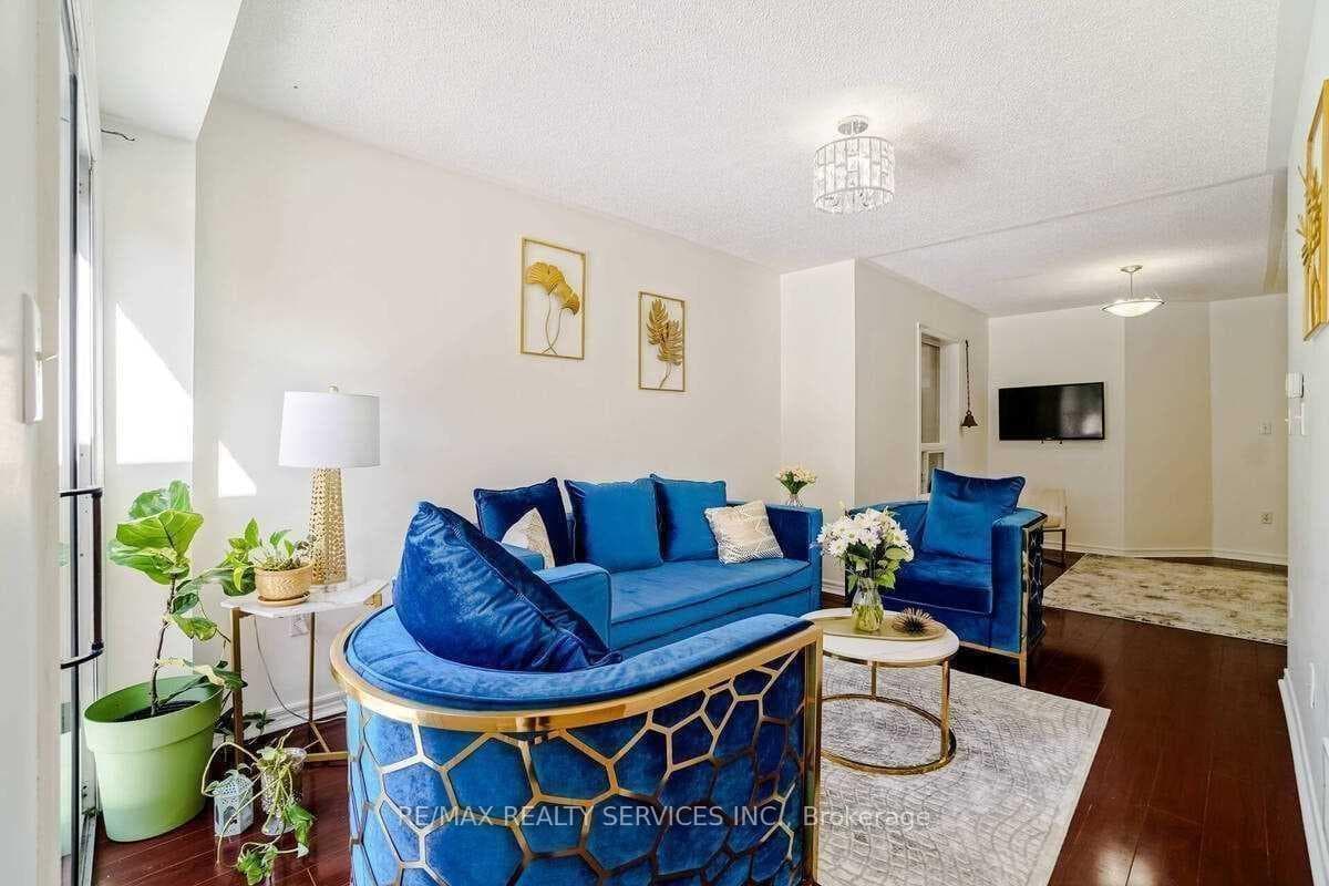 31 Brickyard Way photo 6