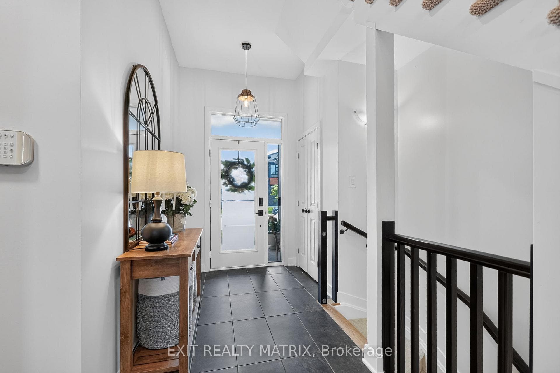 157 Longworth Avenue photo 3