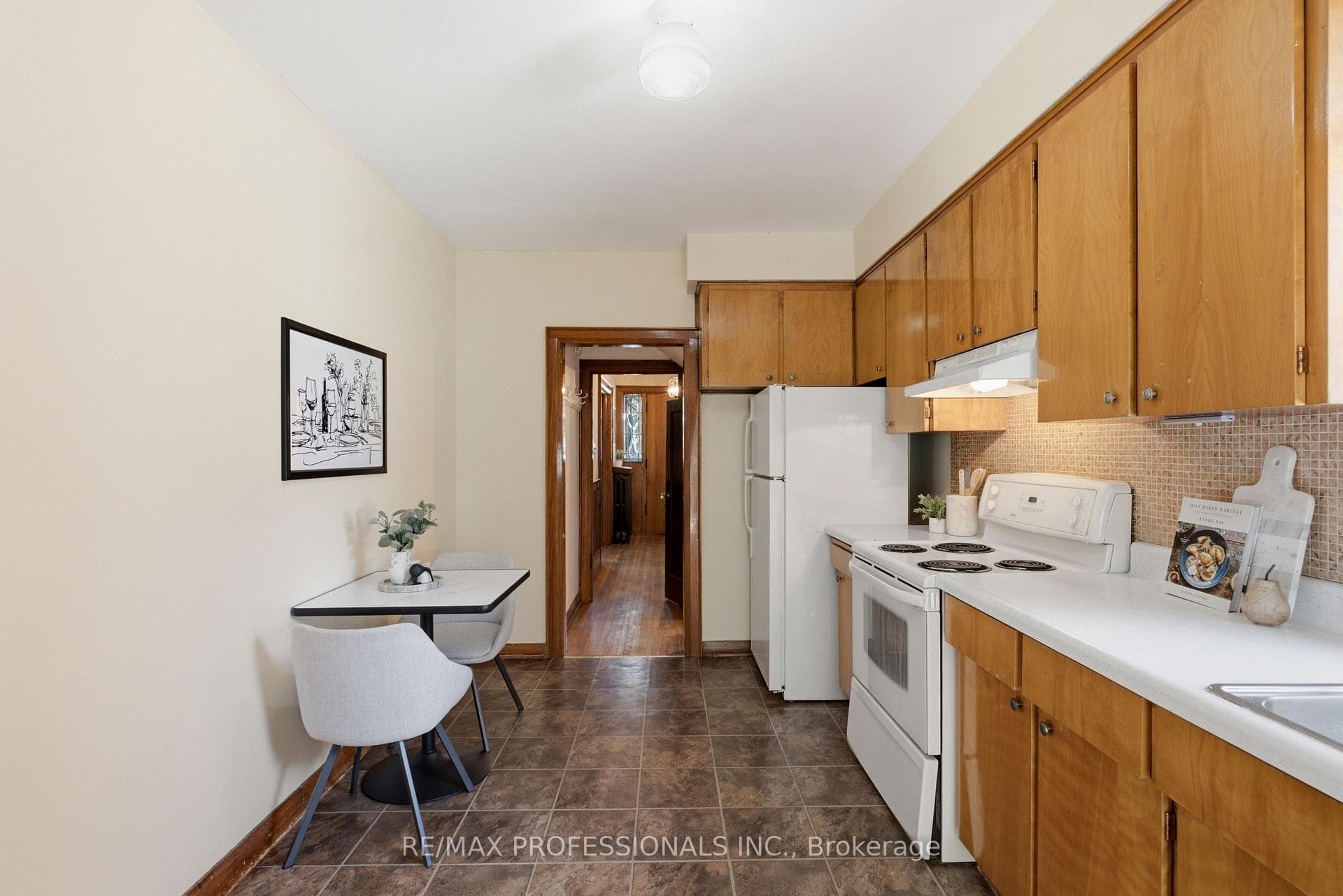45 Glendonwynne Road photo 16