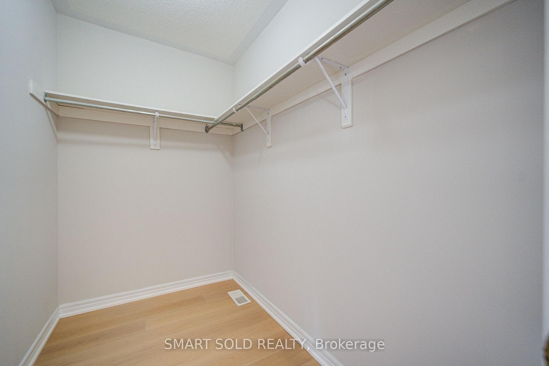 9 Pegasus Drive photo 30