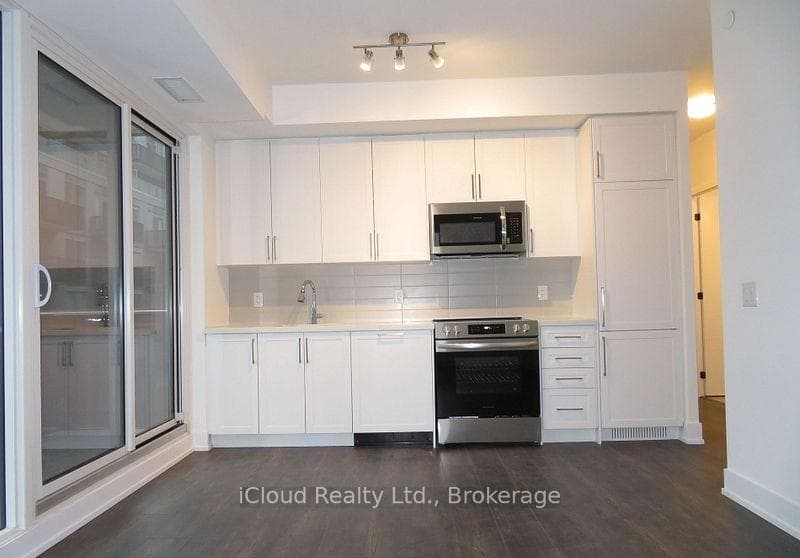 2450 Old Bronte Road Unit 446 photo 8