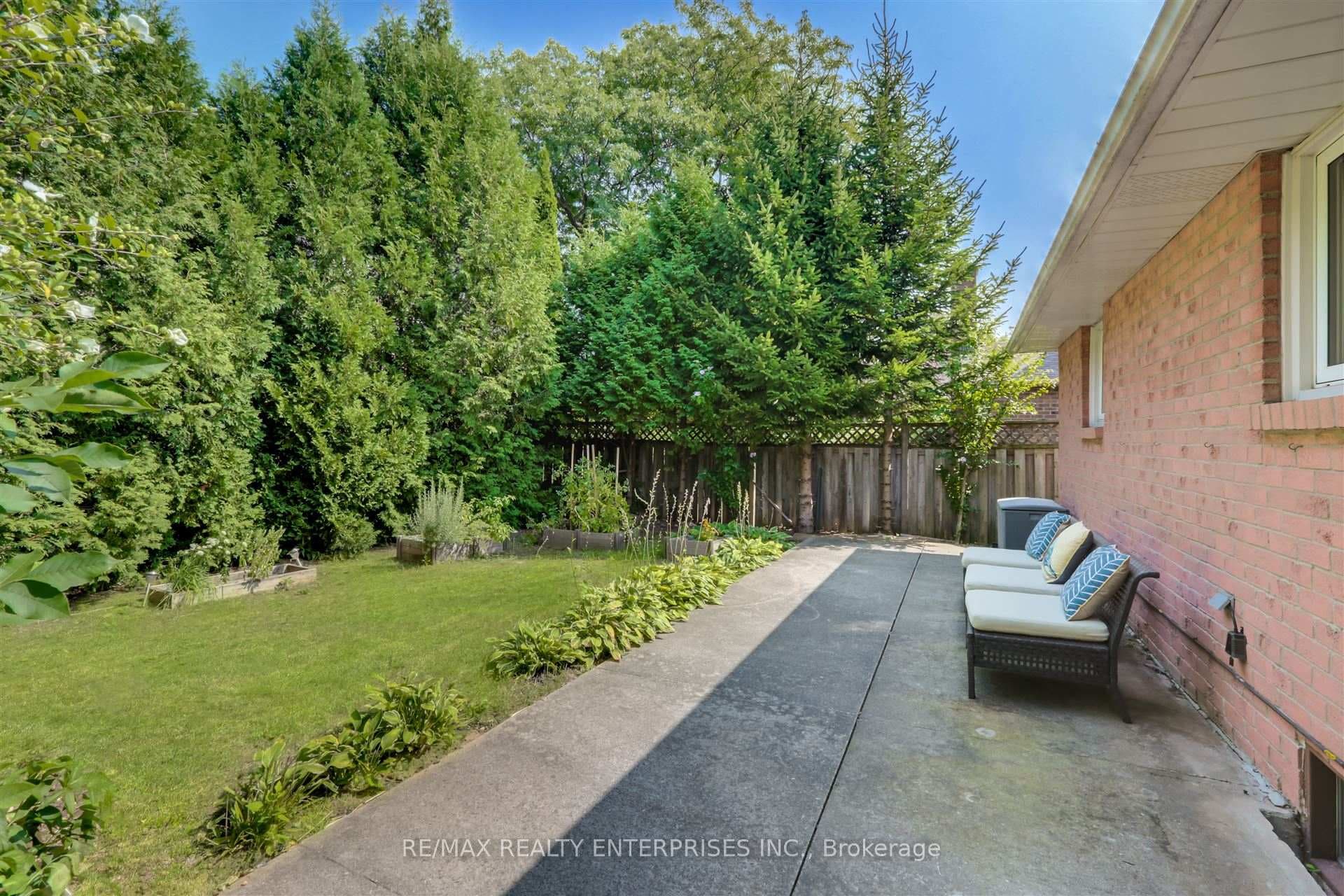 1102 Stephenson Drive photo 26