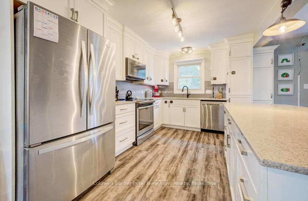 644 Stewart Drive photo 15