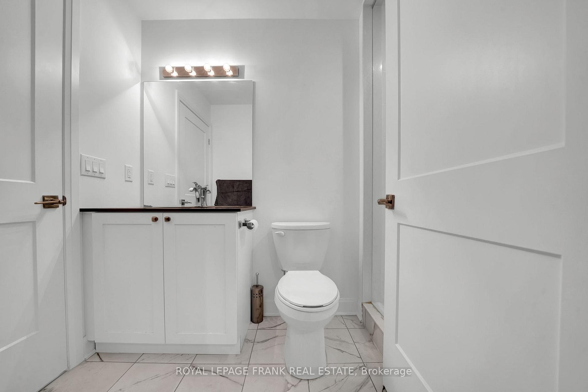 50 Lakebreeze Drive Unit 318 photo 16