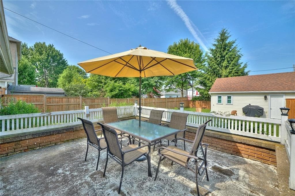 44 CLARE Avenue photo 30
