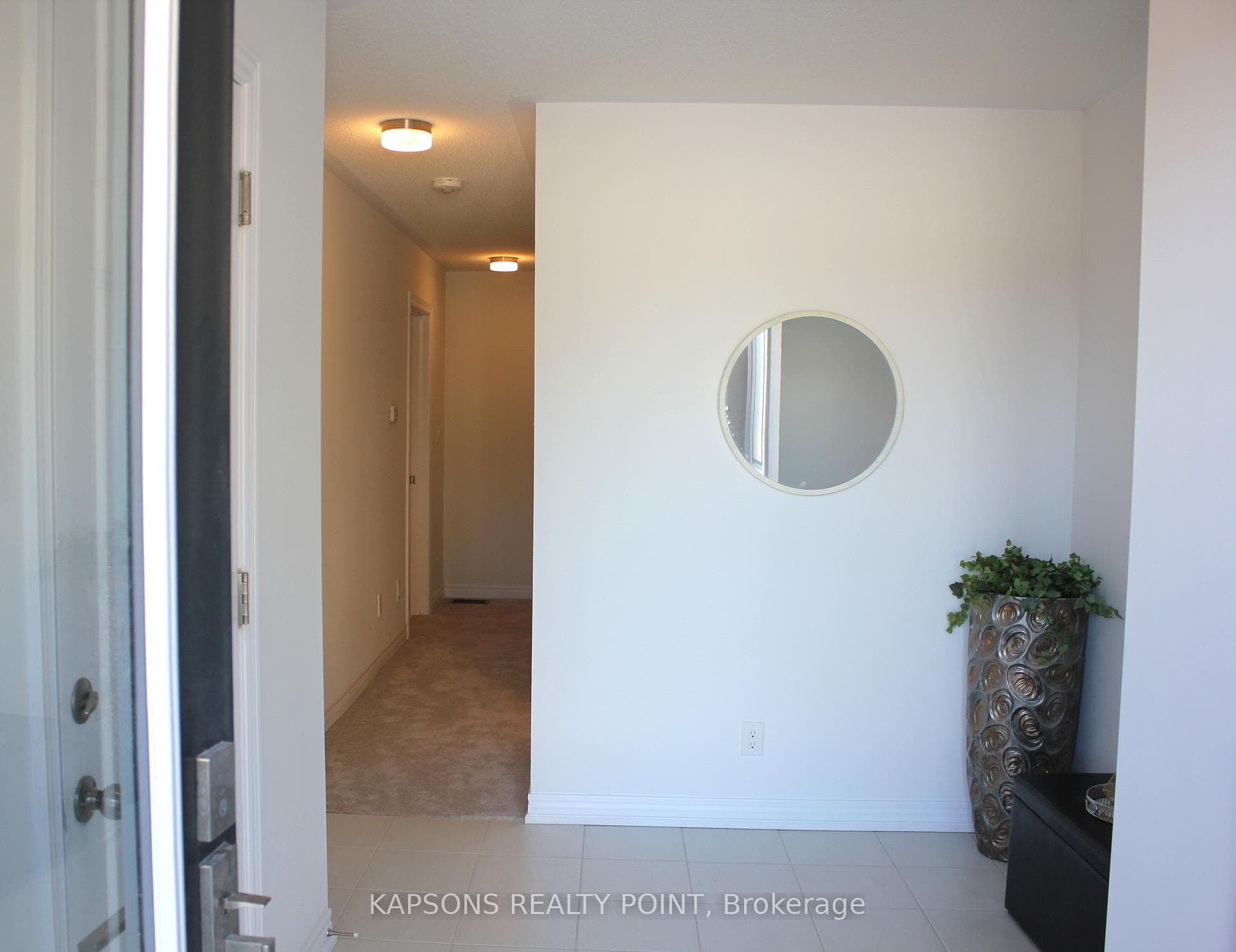 1100 Lockie Drive photo 4