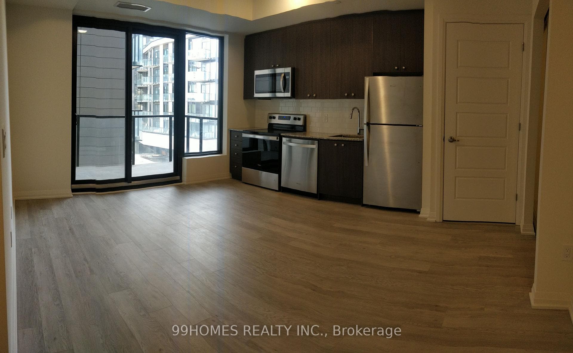 1415 Dundas Street Unit 301 photo 1