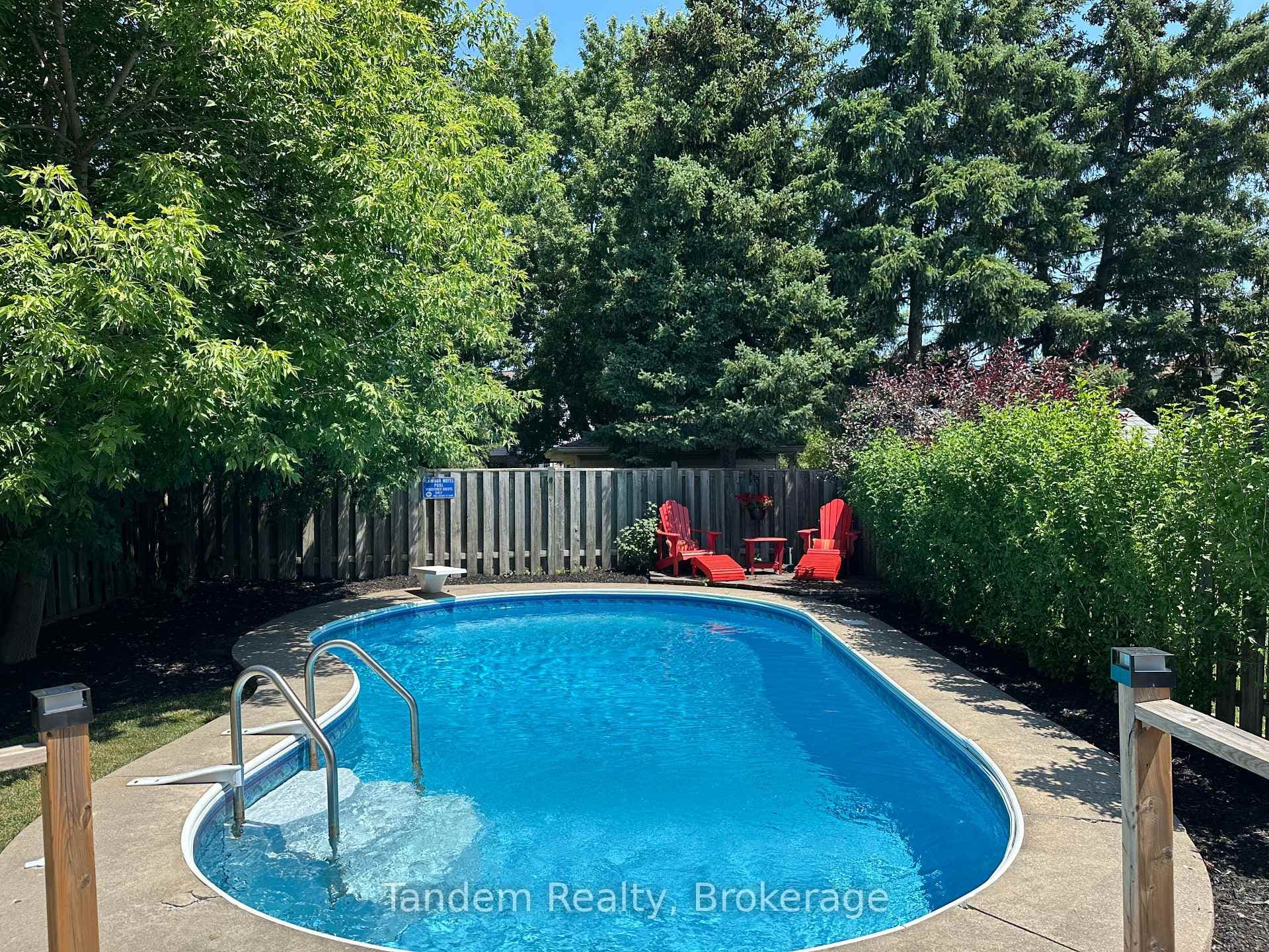 769 Coulson Avenue photo 1