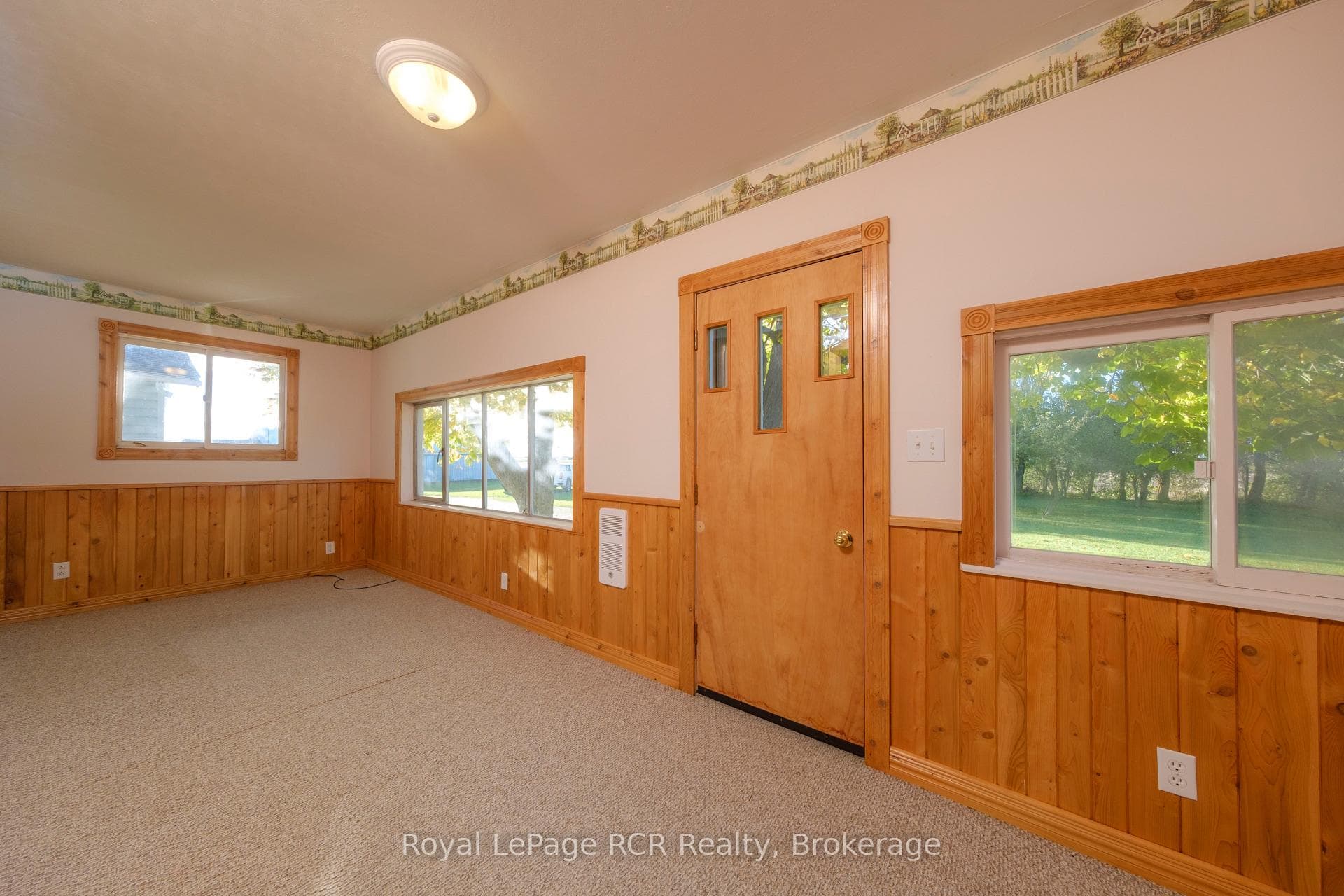 2095 12 Concession photo 12