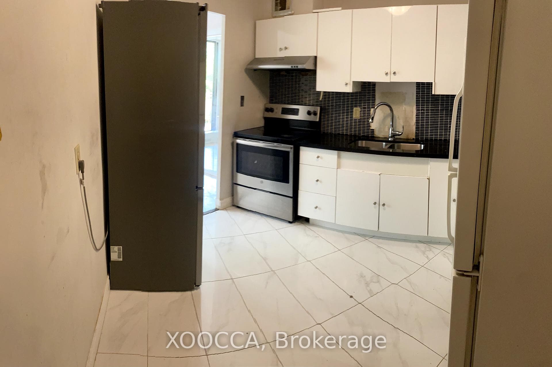 60 Pavane Link Way Unit R2-2 photo 11