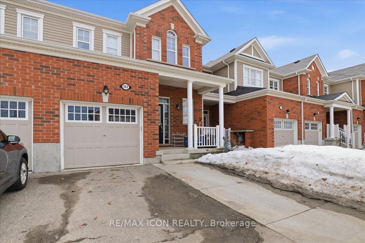 162 West Oak Trail photo 1