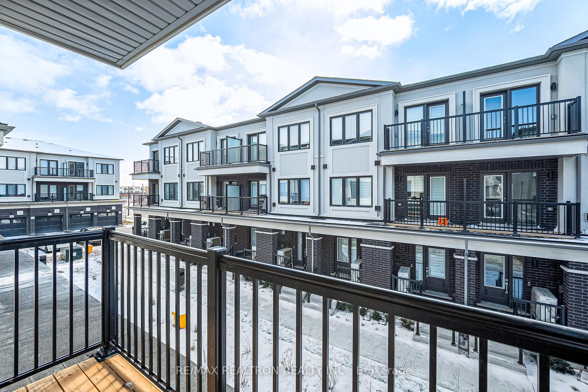 51 Matawin Lane photo 27