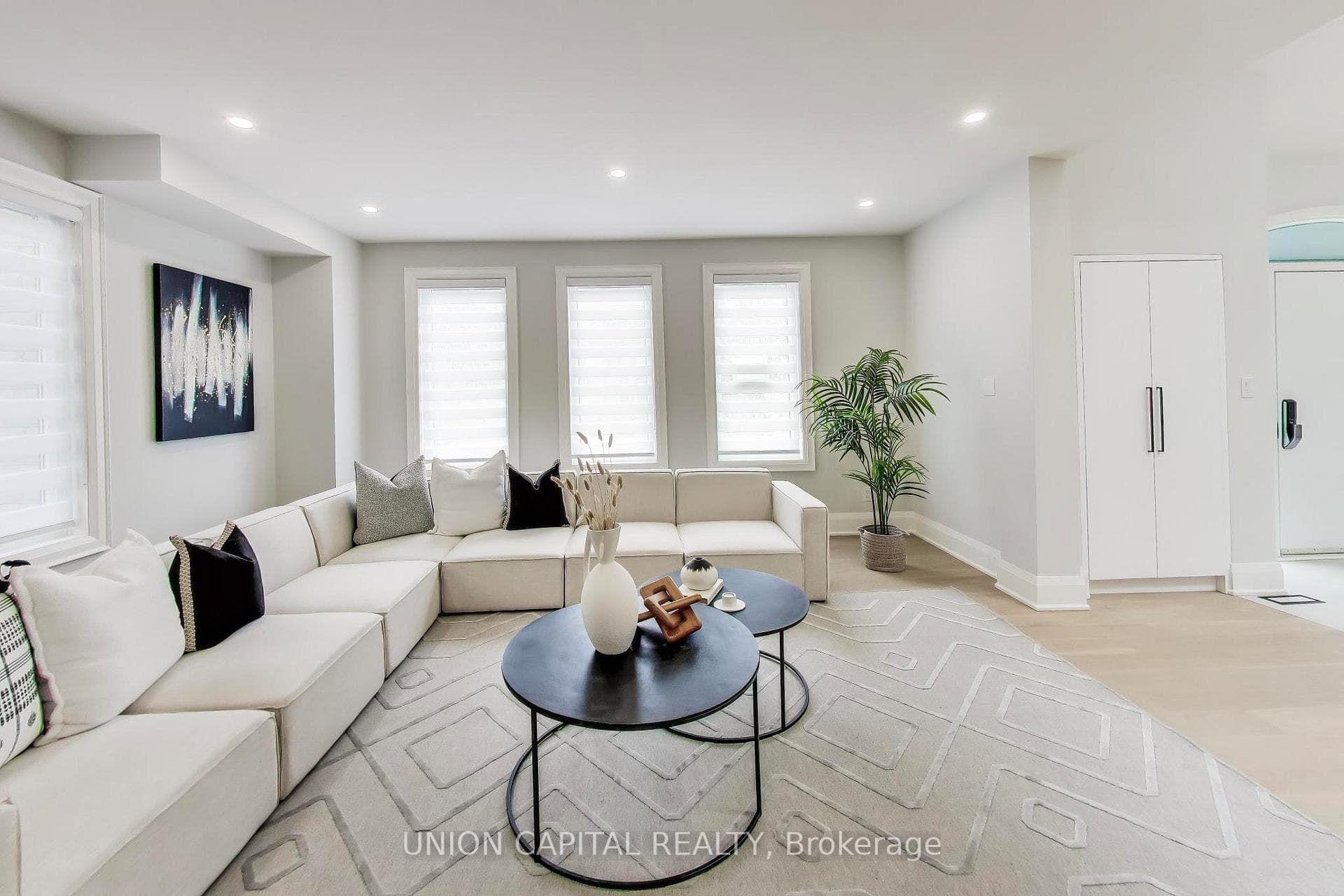 58 Forsyth Avenue photo 11