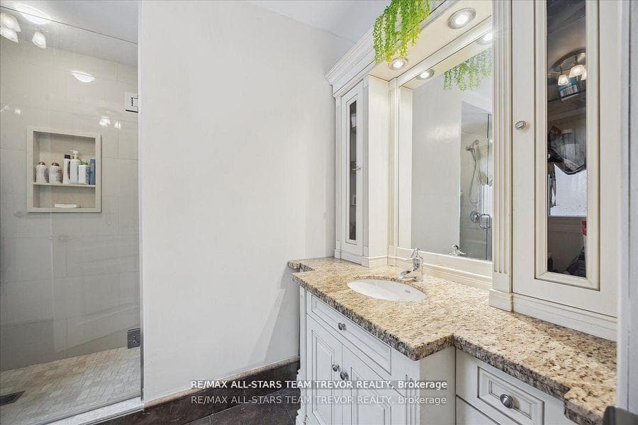 346 Bennet Drive photo 29