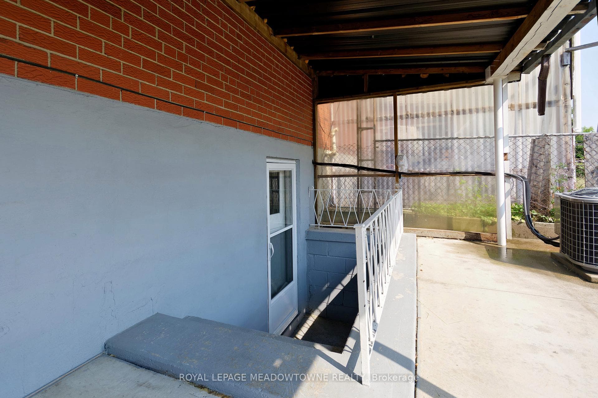 19 Benrubin Drive photo 28