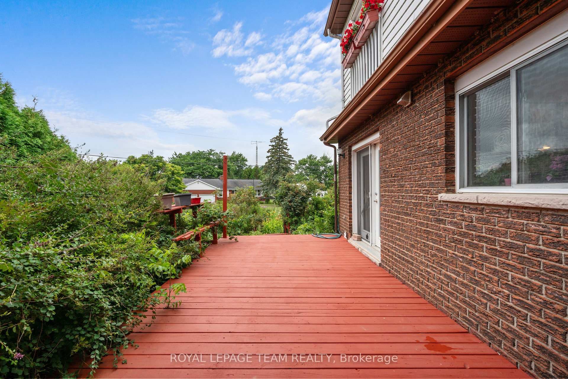 5687 Cherry Street photo 30