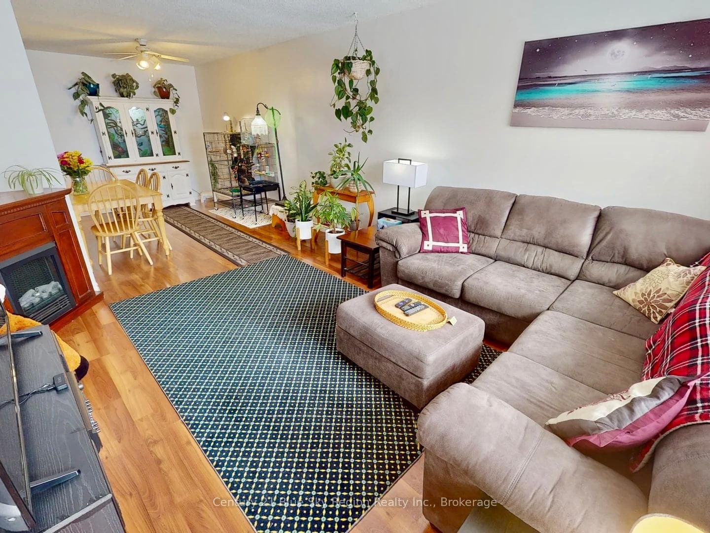 896 Norman Avenue photo 5