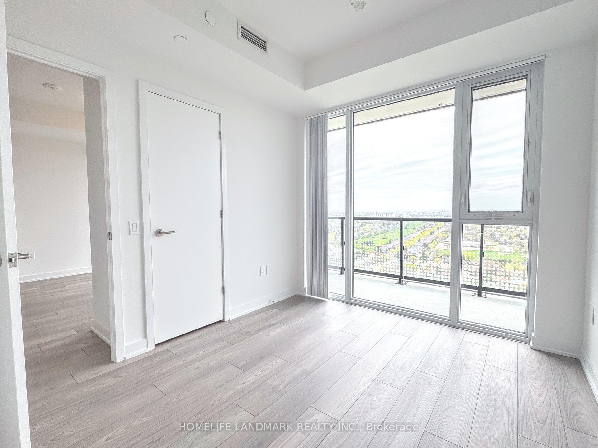5858 Yonge Street Unit 2926 photo 8