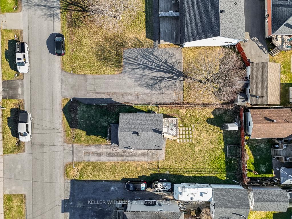 1004 Grand Avenue photo 20