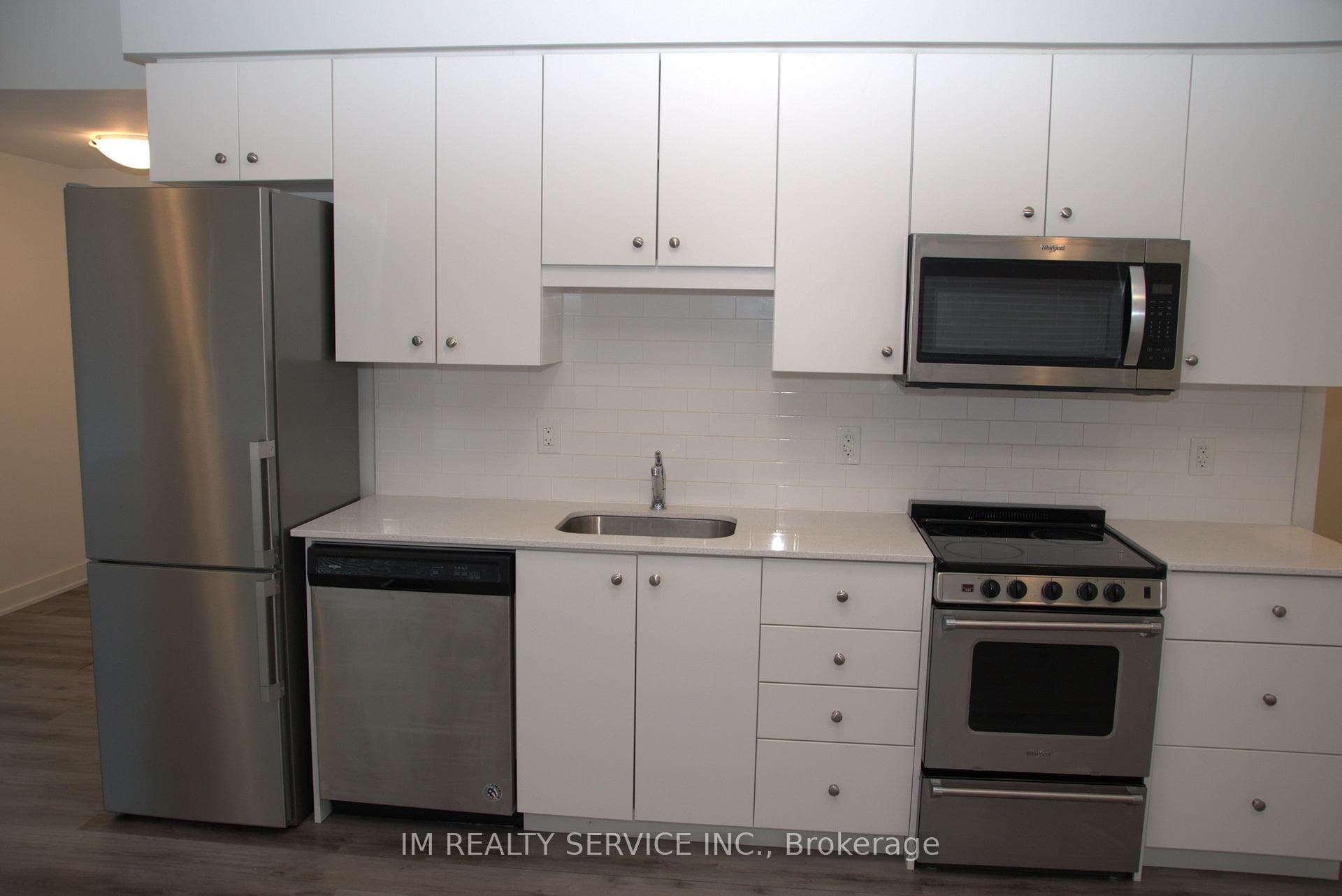 110 Fergus Avenue Unit 202 photo 11